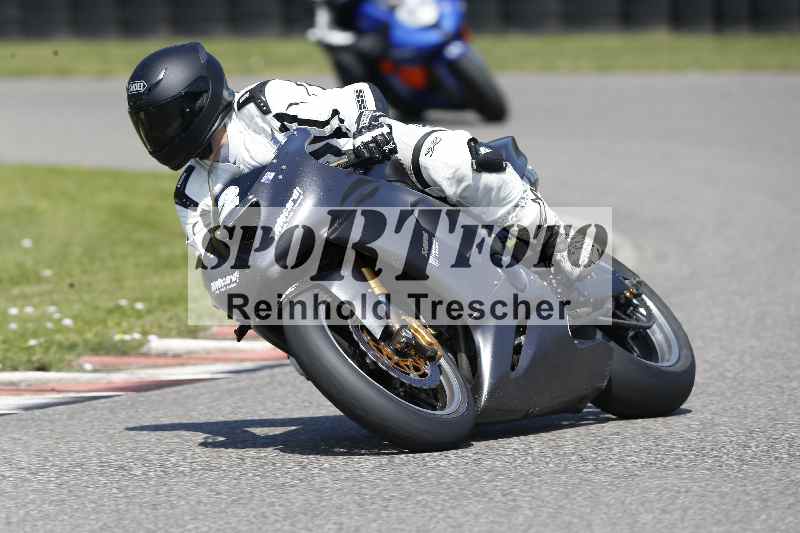 /44 09.08.2025 Plüss Moto Sport ADR/Freies Fahren/2